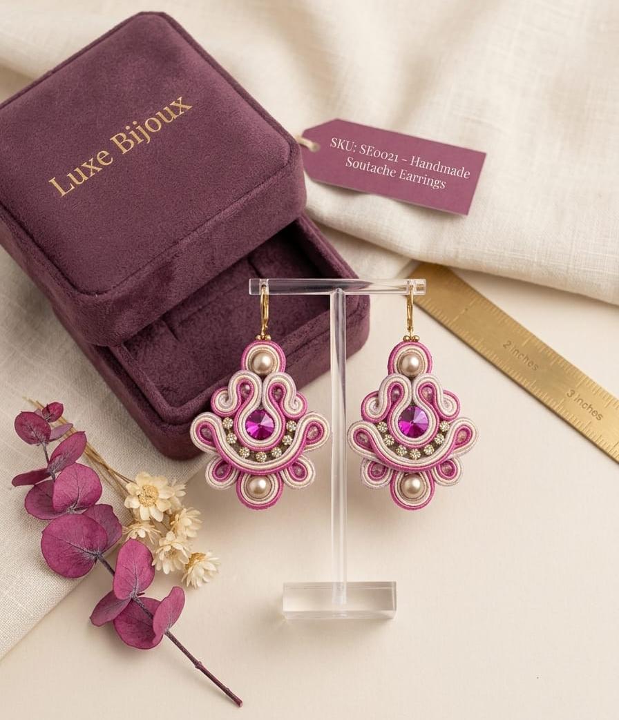 Aretes Soutache Tradición Gala Fucsia y Perla Uva | JAQUA